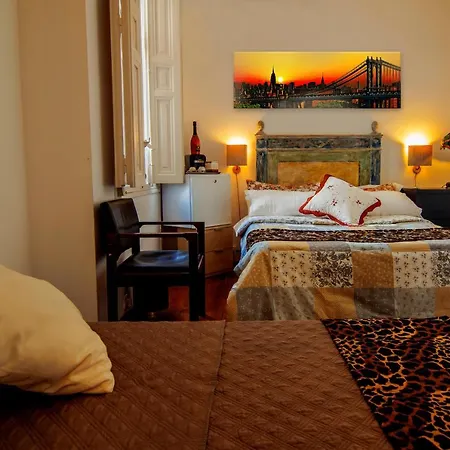 Plaza Mayor Rooms-3