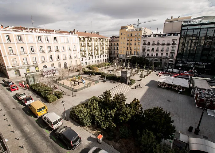 Vázquez de Mella Gran Vía